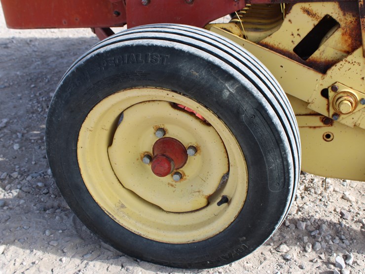 new-holland-315-image-14