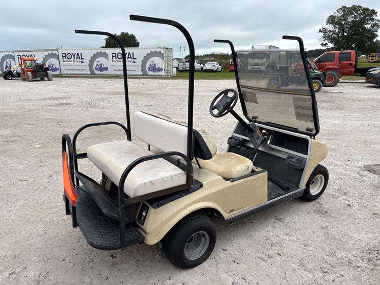 2007-club-car-cart-image-3