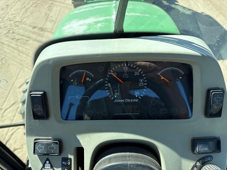 john-deere-4320-image-21