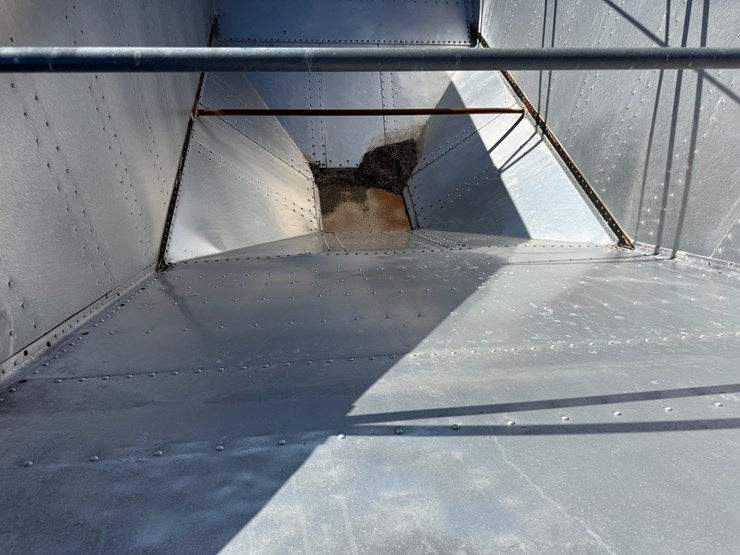 2011-merritt-42-image-10