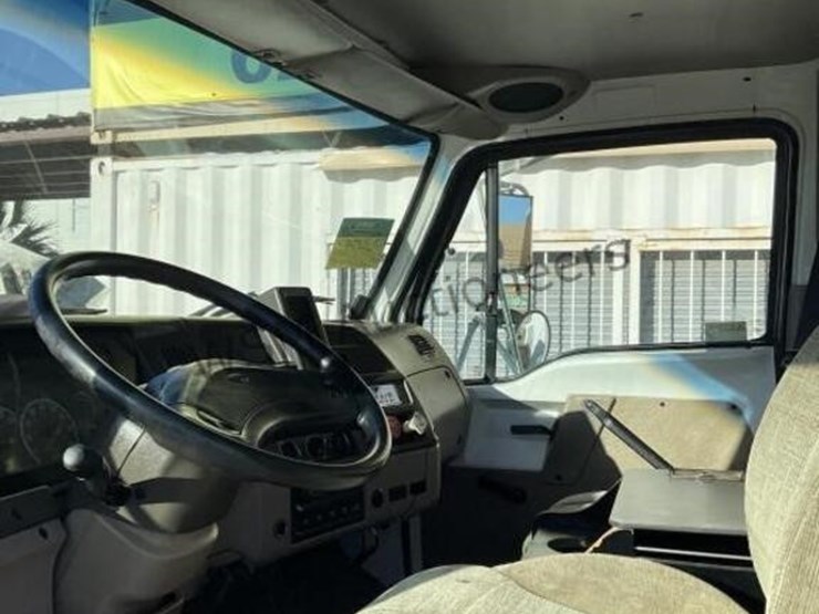 2004-sterling-acterra-image-25