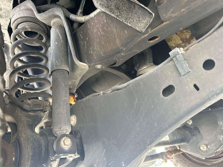 2015-ford-f350-image-16