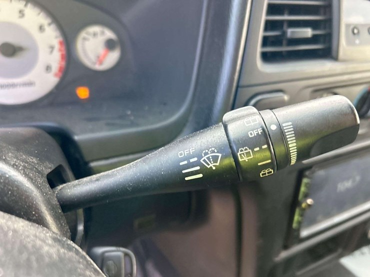 2001-nissan-pathfinder-image-17