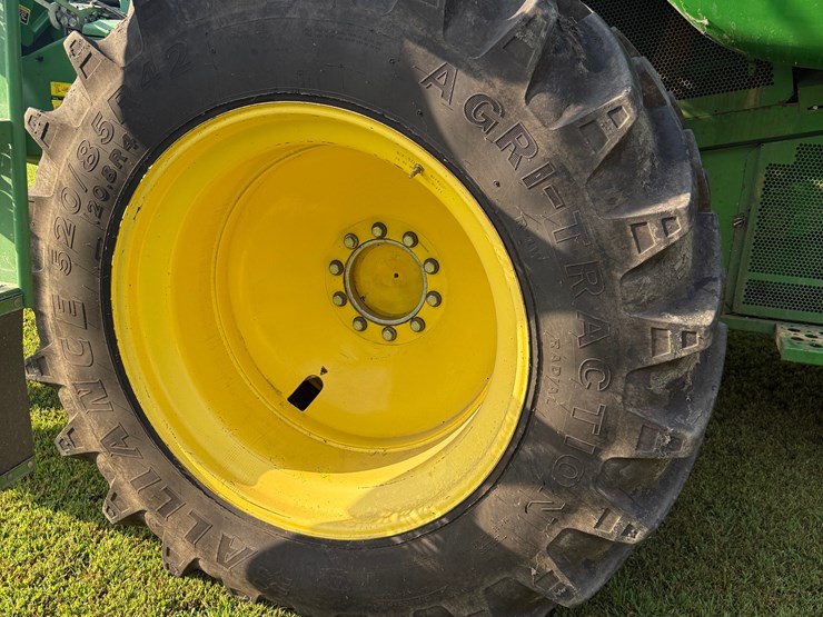 2010-john-deere-9770-sts-image-3