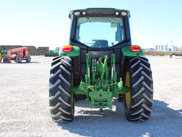 john-deere-6120m-image-4