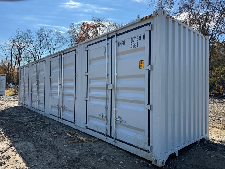 40'-multi-door-storage-container-image-3