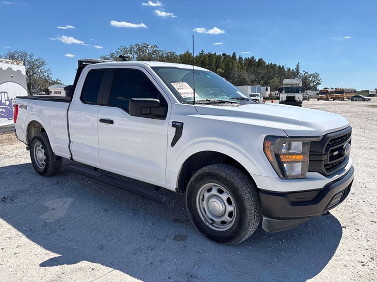 2023-ford-f150-image-2