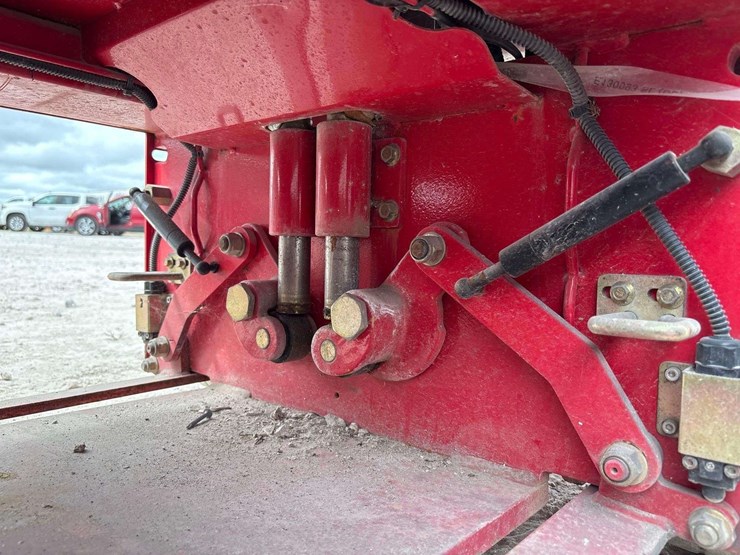 2017-mec-1930se-19ft-scissor-lift-image-10