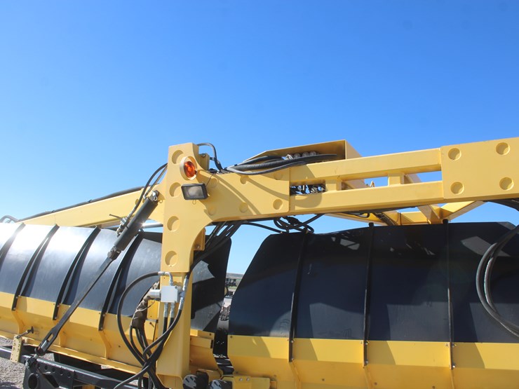 #2033-•-#2033--2015-phiber-hay-merger-image-21