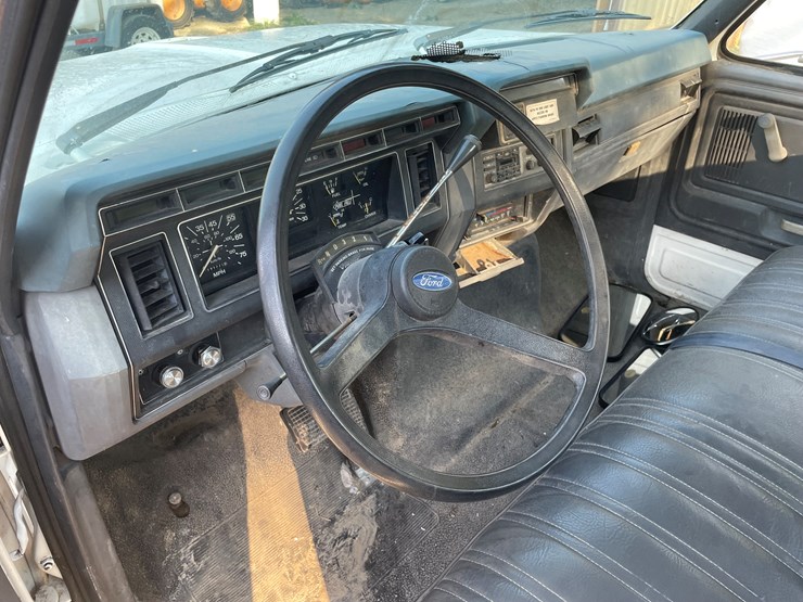 #1017-•-1993-ford-strait-truck,-(has-wi-title)-image-30