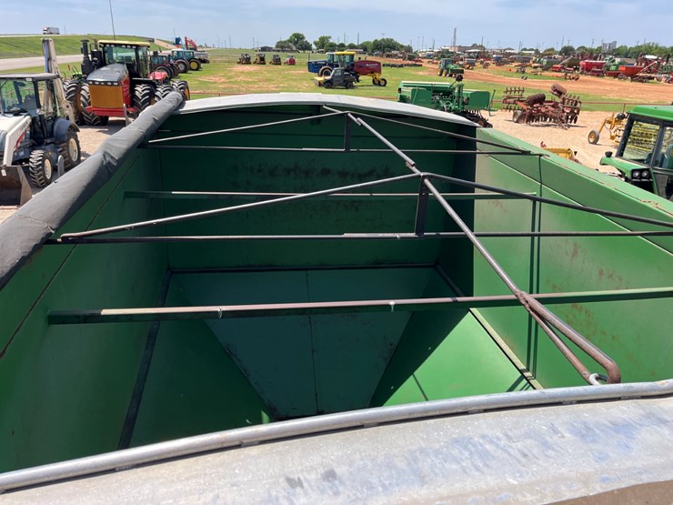 john-deere-400-image-9