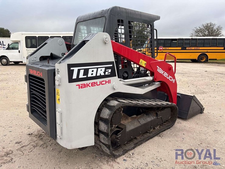 2016-takeuchi-tl8r2-image-3