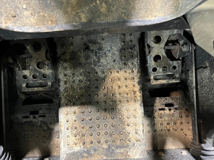 2017-bobcat-s770-image-27