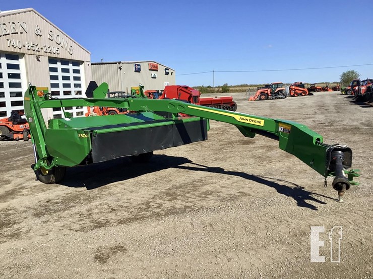 2023-john-deere-s300-image-1