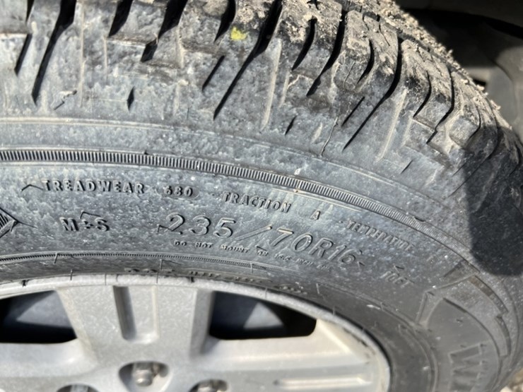 2010-ford-escape-hybrid-image-16