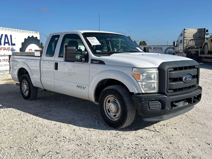 2014-ford-f250-image-2