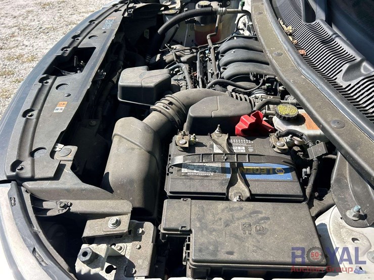 2018-ford-explorer-image-8