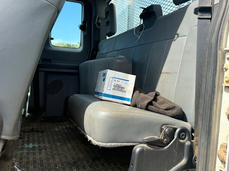 2015-ford-f650-image-30