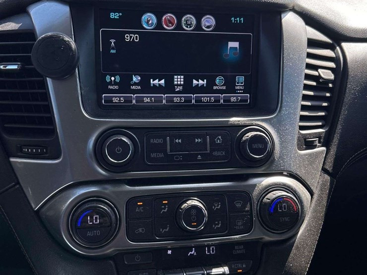 2018-chevrolet-tahoe-image-17