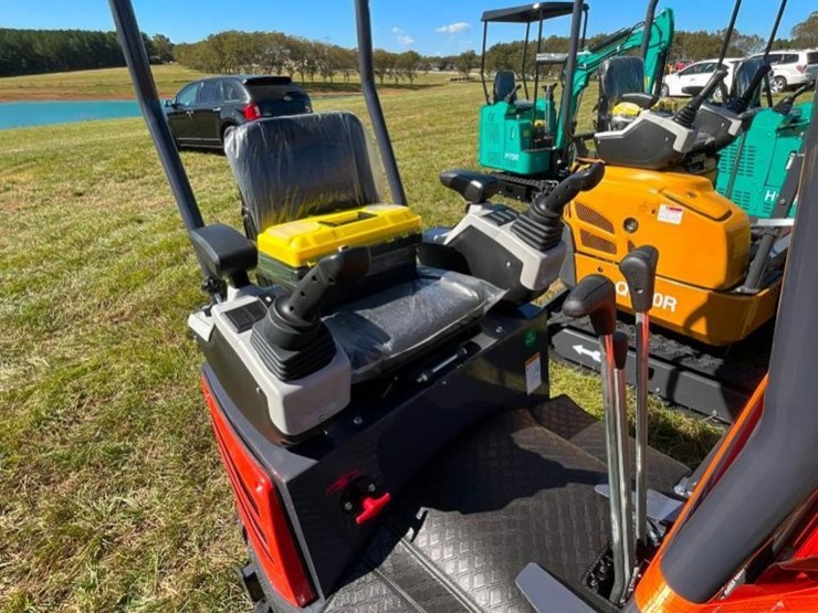 unused-cfg-mx15rx-mini-excavator-(rato-image-5