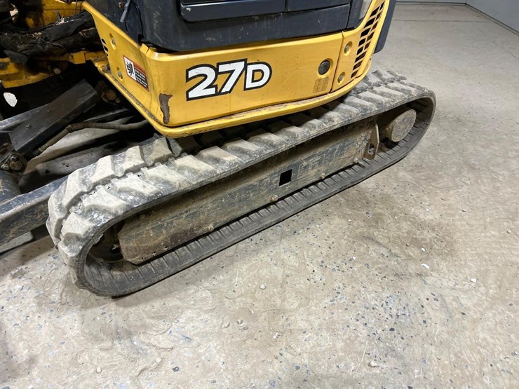 deere-27d-image-15