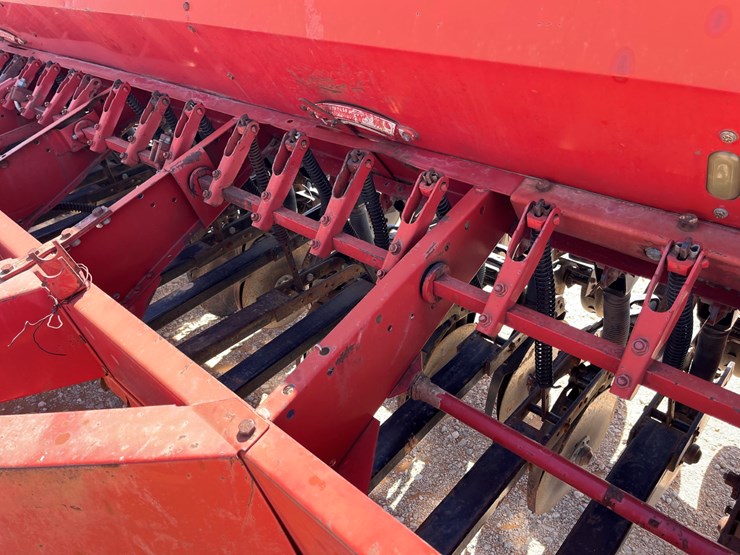 case-ih-5100-image-2