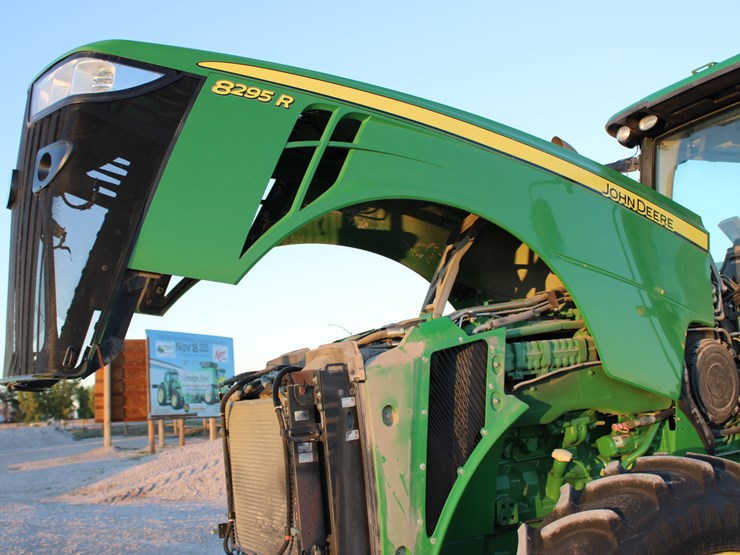 john-deere-r-image-53