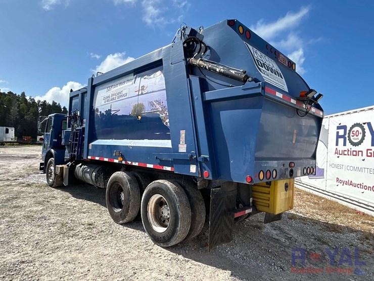 heil-28yd-side-loader-garbage-truck-image-4