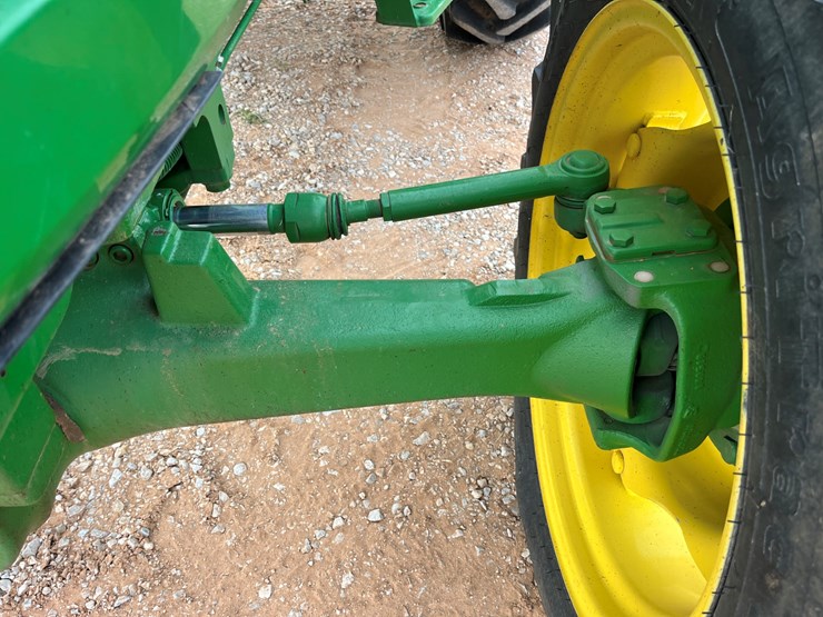 2015-john-deere-5055e-image-3