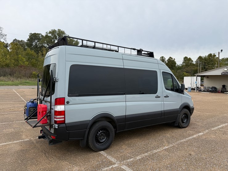 2008-freightliner-sprinter-2500-image-7