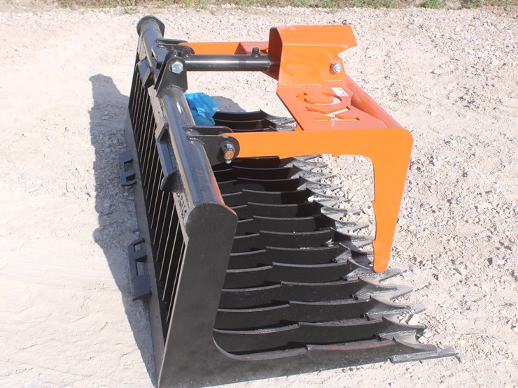 #2014-•-76-inch-skeleton-grapple-image-5