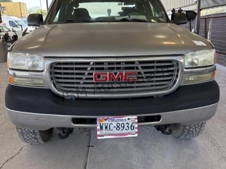 2002-gmc-sierra-2500hd-image-3
