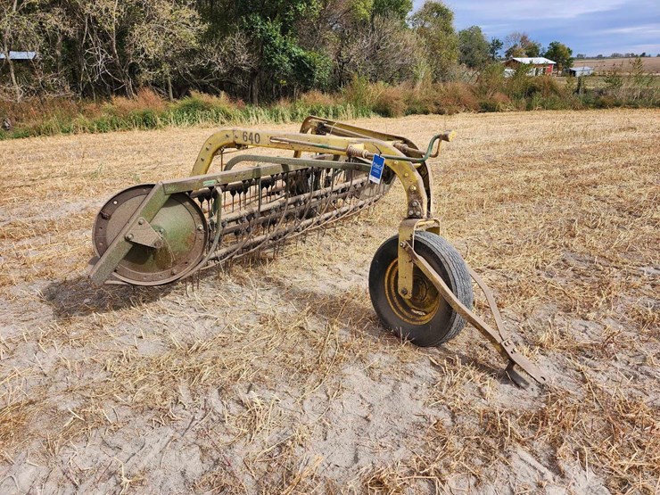 john-deere-640-image-2