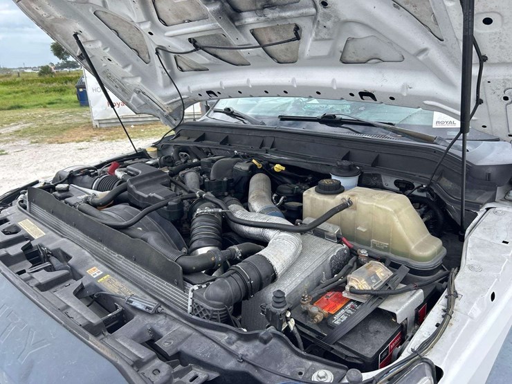 2012-ford-f550-image-7