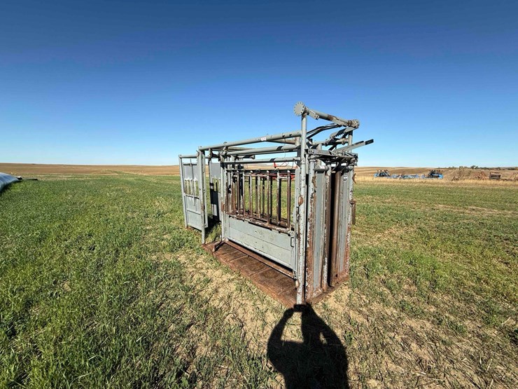 pearson-livestock-chute-image-5