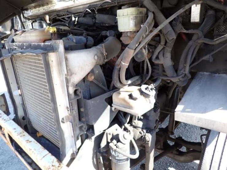 2008-freightliner-mt55-image-25