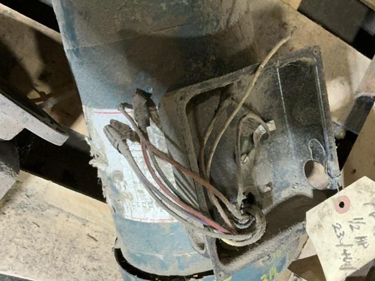 #182-•-electric-motors-and-various-parts-image-13