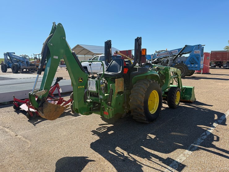 john-deere-3025e-image-7