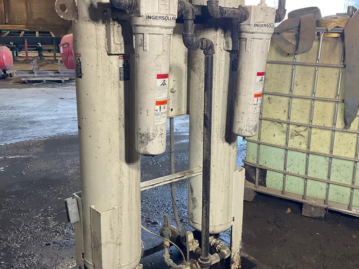 #151-•-ingersol-rand-air-dryer-image-15