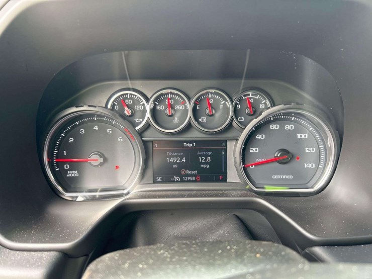 2023-chevrolet-tahoe-image-17