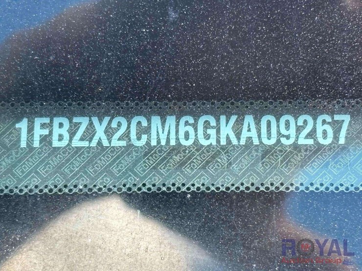 2016-ford-transit-image-6