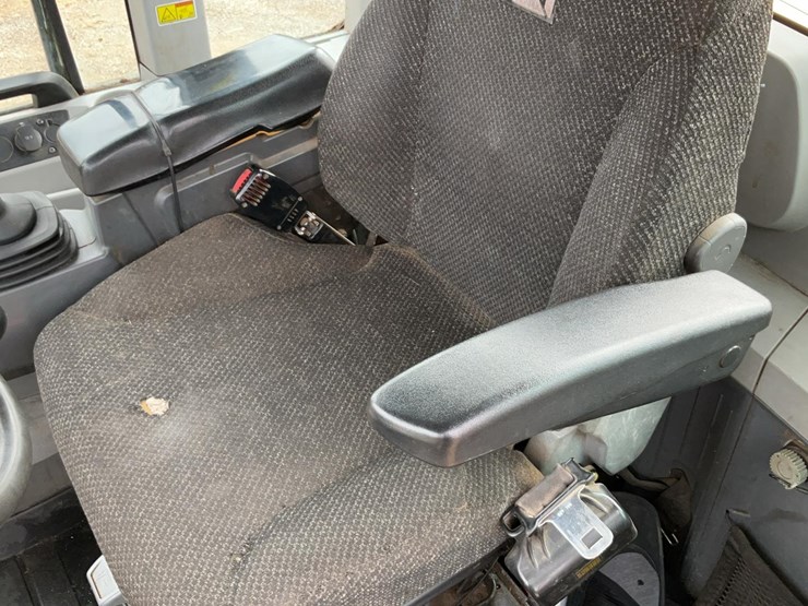 2013-caterpillar-924k-image-12