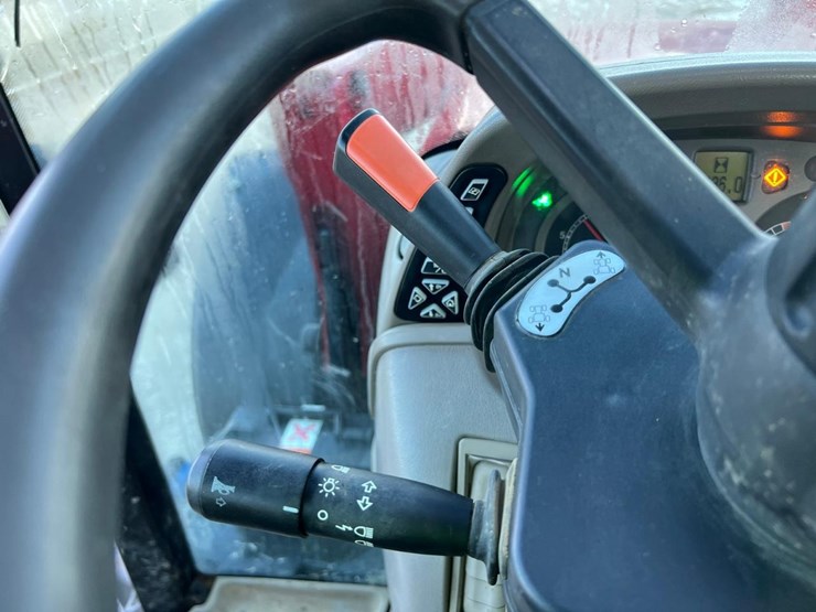 case-ih-maxxum-125-image-30