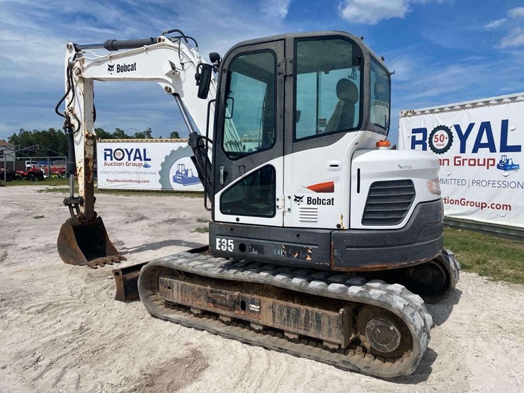 2016-bobcat-e85-image-4