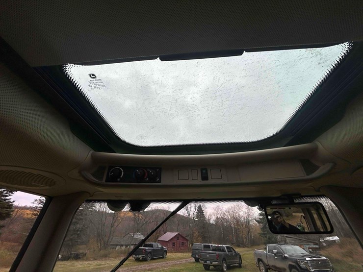 2011-john-deere-6430-premium-image-28