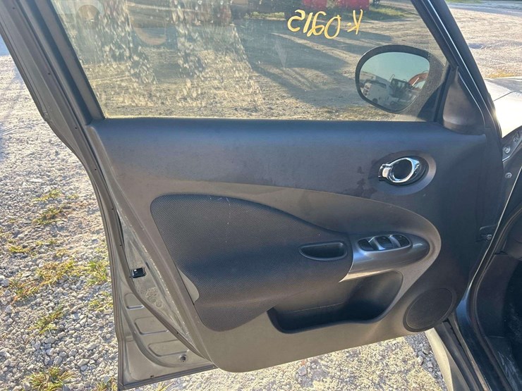 2013-nissan-juke-image-12