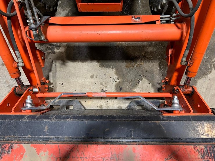 kubota-la514-image-10