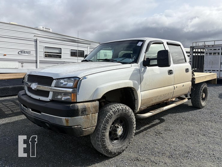 2004-chevrolet-silverado-2500-image-1