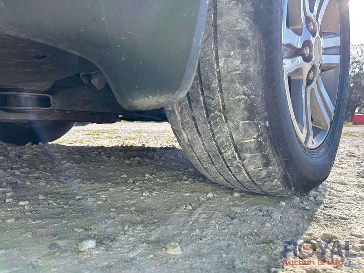 2016-chevrolet-traverse-image-25