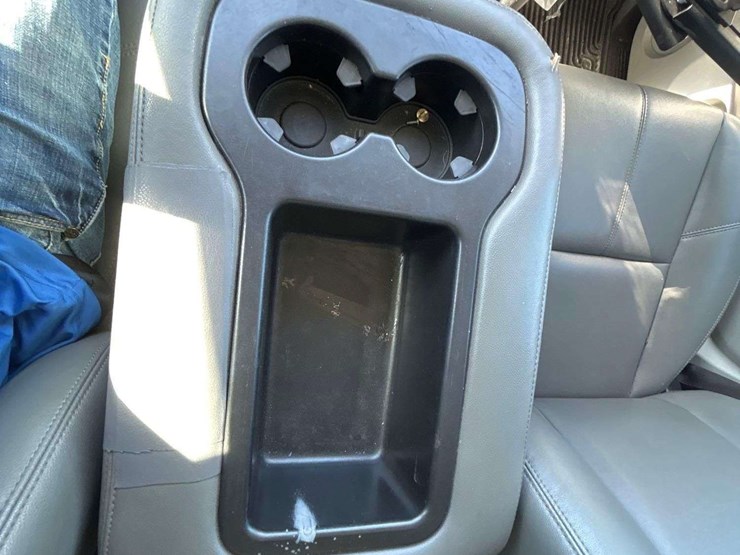 2013-chevrolet-silverado-3500-image-20